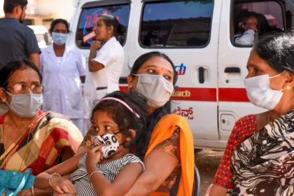 5000 active cases in karnataka
