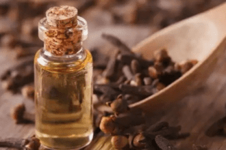 सरसों के तेल और लौंग का मिश्रण सर्दियों में सेहत के लिए वरदान है