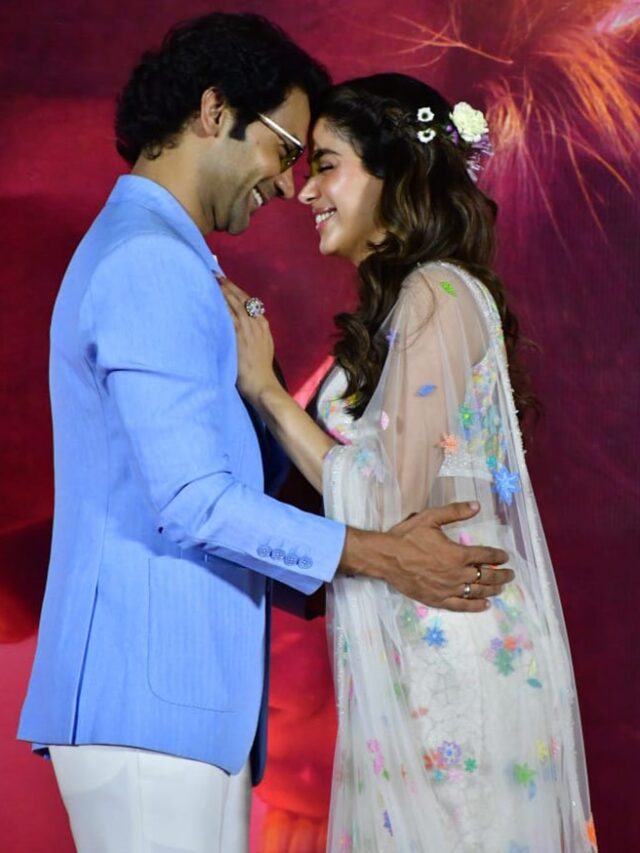IN PICS 📸 | Janhvi Kapoor And Rajkumar Rao Lit Up ‘Mr And Mrs Mahi’ Song ‘Dekhha Tenu’ Launch Like This