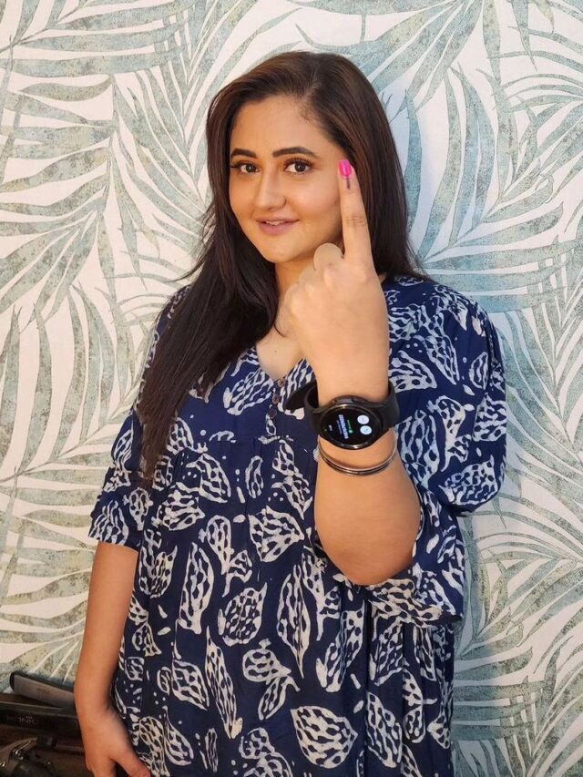 Rashami Desai shares a Photo of her inked finger after casting her vote in Mumbai