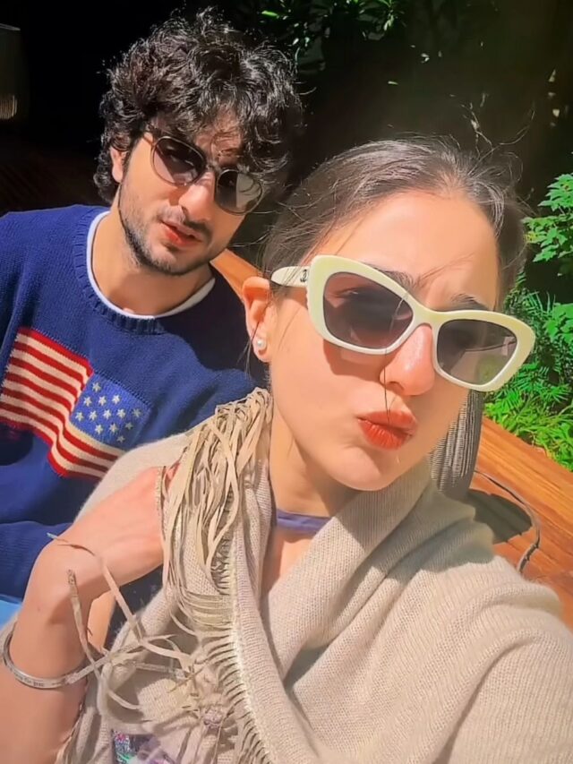 Sara Ali Khan and Ibrahim Ali Khan cute Selfie Became sensation on social media