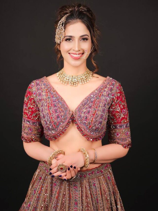 Bridal Look Of Samaira Sandhu Shining In a stunning red lehenga