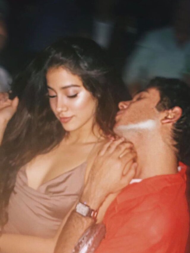 Closer photos of orry and jahnvi kapoor in pub getting viral