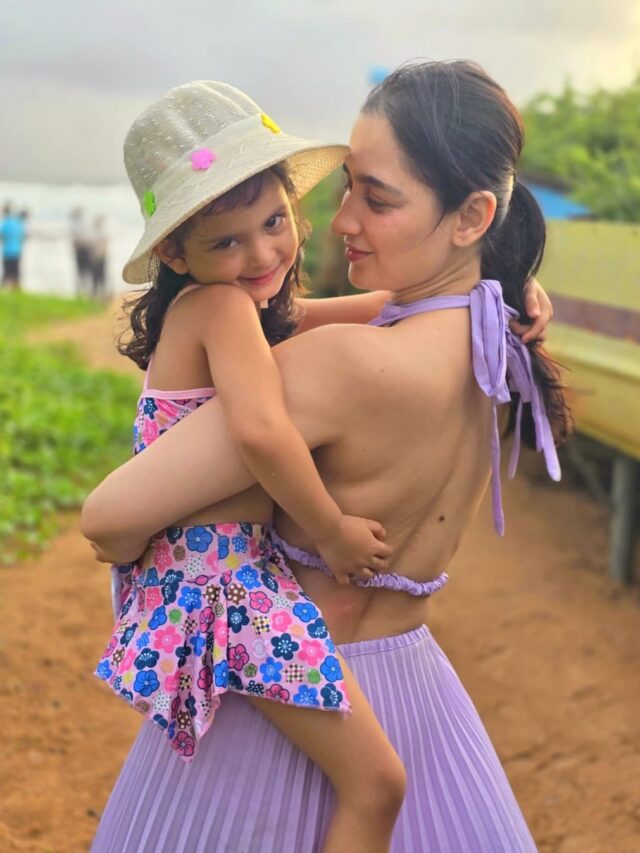 Sanjeeda Shaikh Slaying in pink backless outfit and Daughter Arya are picture-perfect on their getaway