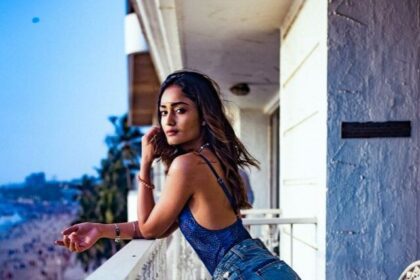 Tridha Choudhury Giving Glamour alert.