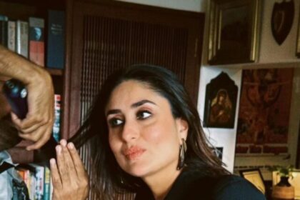 Viral Pic Of Kareena Kapoor While Doing Curl In Hair.