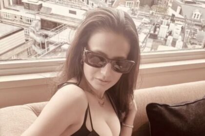 Monotonous beauty courtesy Ameesha Patel