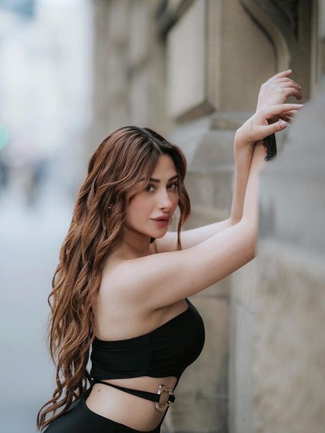 Glamorous Mahira Sharma flaunts her sexy curves as she poses in a black cutout Dress