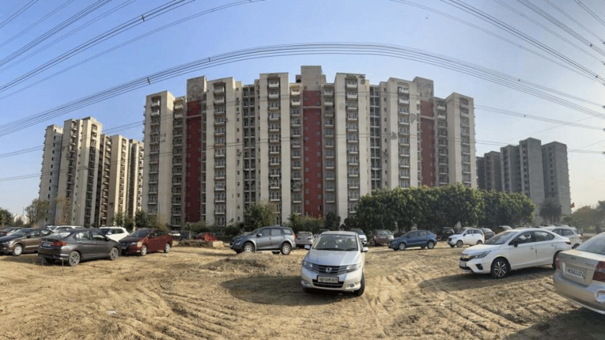 Unitech Ltd. शेयर अपडेट: ₹7.1 पर गिरावट, लगातार नुकसान और वित्तीय चुनौतियाँ