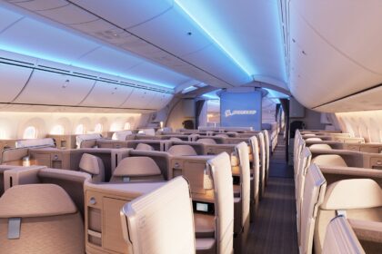 Boeing 787 Dreamliner faces growing technical problems: Airline industry in turmoil amid safety checks and financial recovery