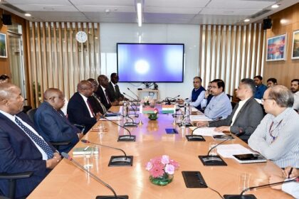 Malawi's Energy Minister Hon Ibrahim Matola Leads Malawi Delegation for BESS Knowledge Exchange in India, Supported by GEAPP