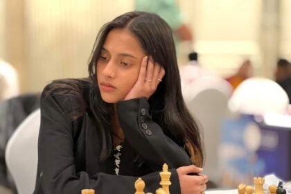 Divya Deshmukh: उभरती चेस सितारा – World Cup Semis 2025