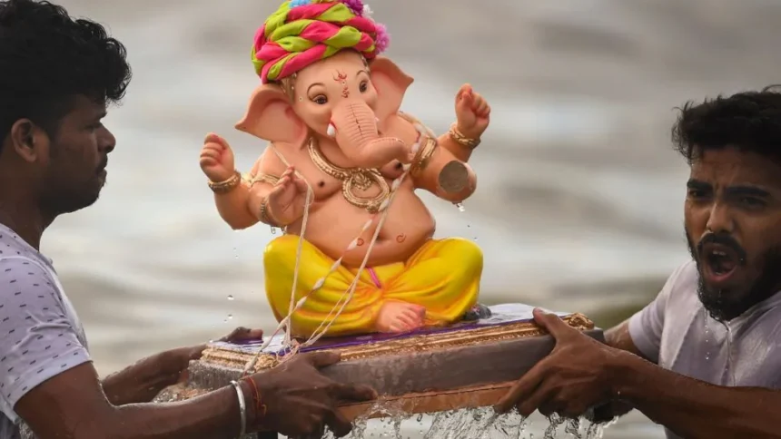 Eco-Friendly Ganesh Chaturthi & Diwali 2025 Trends
