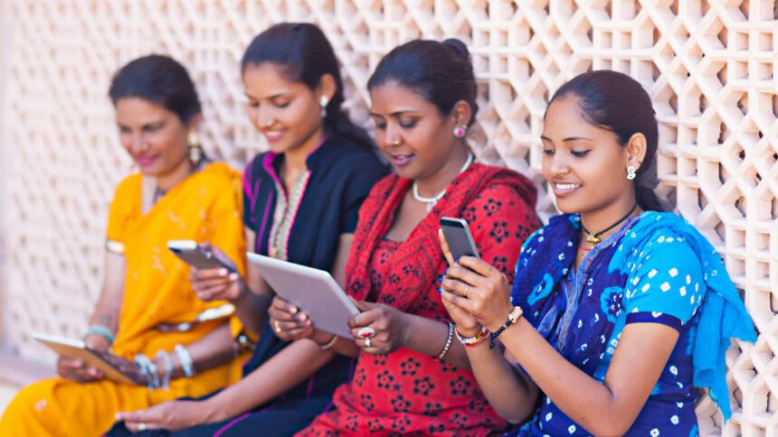 महिला उद्यमियों के लिए 2025 की टॉप 5 सरकारी योजनाएँ – वित्तीय सहायता और नए अवसर