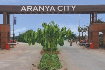 अरण्य सिटी में 800+ प्लॉट्स का हैंडओवर