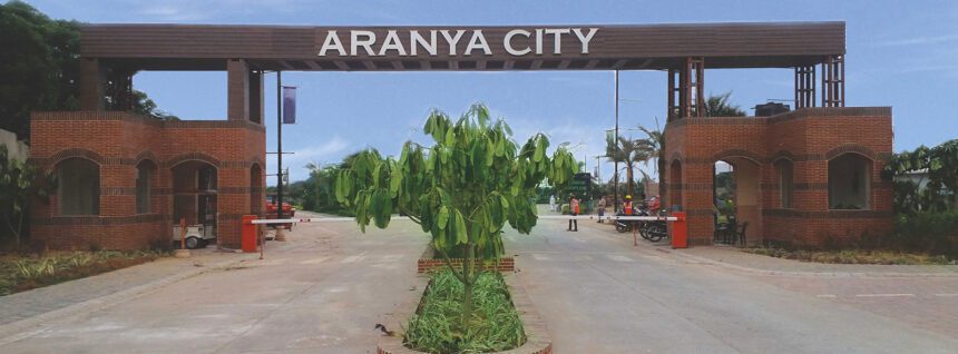 अरण्य सिटी में 800+ प्लॉट्स का हैंडओवर