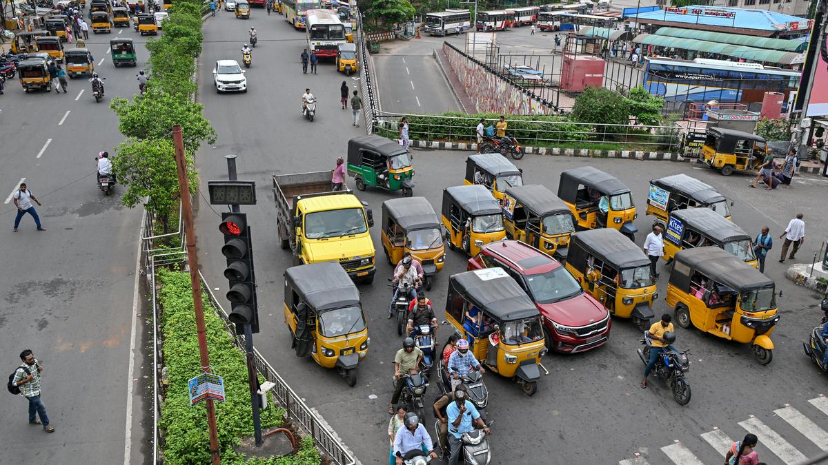 AI-Based Integrated Traffic Management in Visakhapatnam (Project Saarathi)
