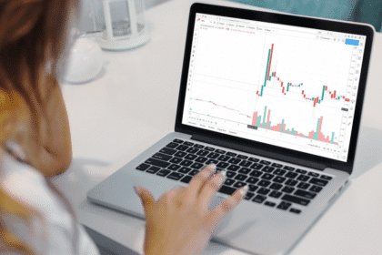 Real-Time Stock Sentiment Analysis – AI Investing 2026
