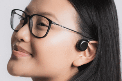 NeuroSync EarPods 2026 – Brain-Controlled Earbuds का नया भविष्य