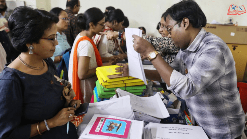 West Bengal Draft Electoral Rolls जारी: वोटर लिस्ट में नाम कैसे चेक करें? पूरी प्रक्रिया समझें