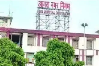agra-trade-tax-controversy-traders-protest-nagar-nigam-2026