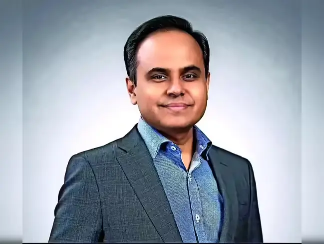 ai-to-accelerate-india-tech-industry-nasscom-chair-srikanth-velamakanni-statement-hiring-future-growth-HINDI