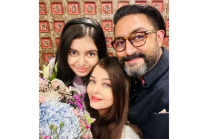 aishwarya-rai-abhishek-bachchan-19th-wedding-anniversary-family-post