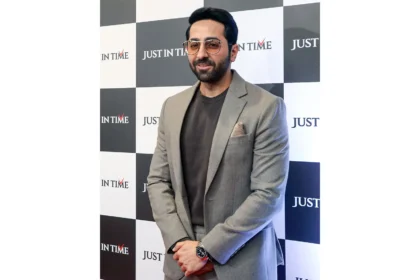 ayushmann-khurrana-family-comedy-credibility-pati-patni-aur-woh-do