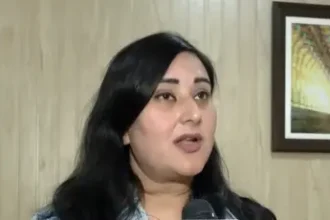 bansuri-swaraj-aap-mahila-virodhi-aur-court-order-delhi-politics-2026