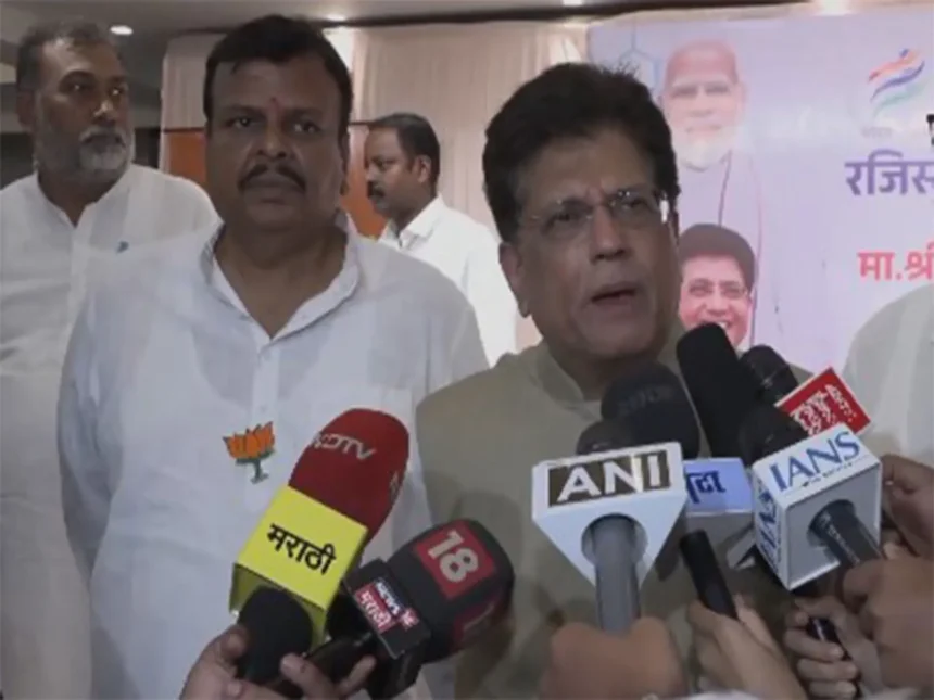 bharat-taxi-driver-onboarding-initiative-piyush-goyal-mumbai-urban-mobility-hindi