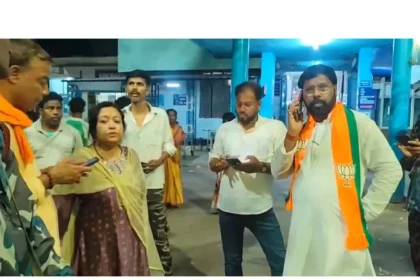 durgapur-bjp-tmc-clash-amit-shah-roadshow-west-bengal-election-violence