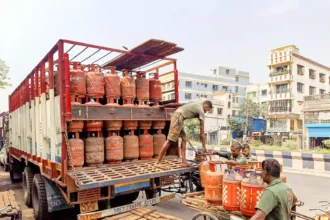 india-fuel-supply-update-lpg-cng-png-west-asia-crisis-no-panic-buying
