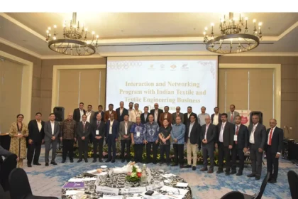 Delegates at textile business networking event.