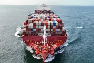 india-trade-deficit-fy26-exports-imports-analysis-hindi