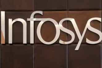 infosys-market-cap-fall-lic-enters-top-10-india-stock-market-2026-hindi