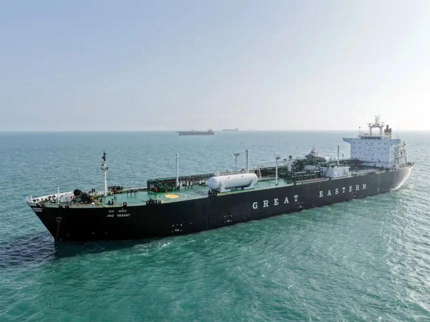iran-us-conflict-drones-warships-strait-of-hormuz-tension-2026