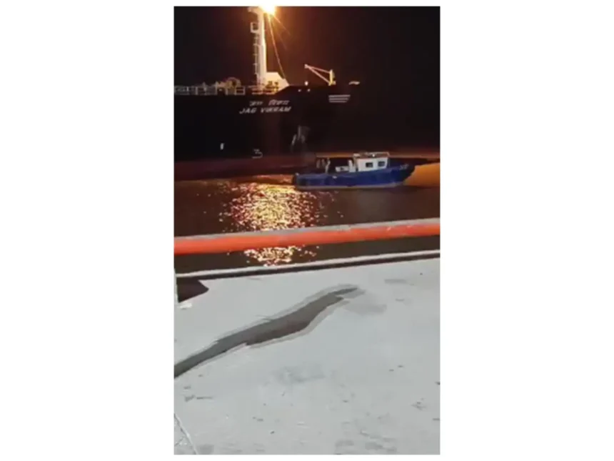 jag-vikram-lpg-vessel-kandla-port-strait-of-hormuz-india-energy-supply-2026
