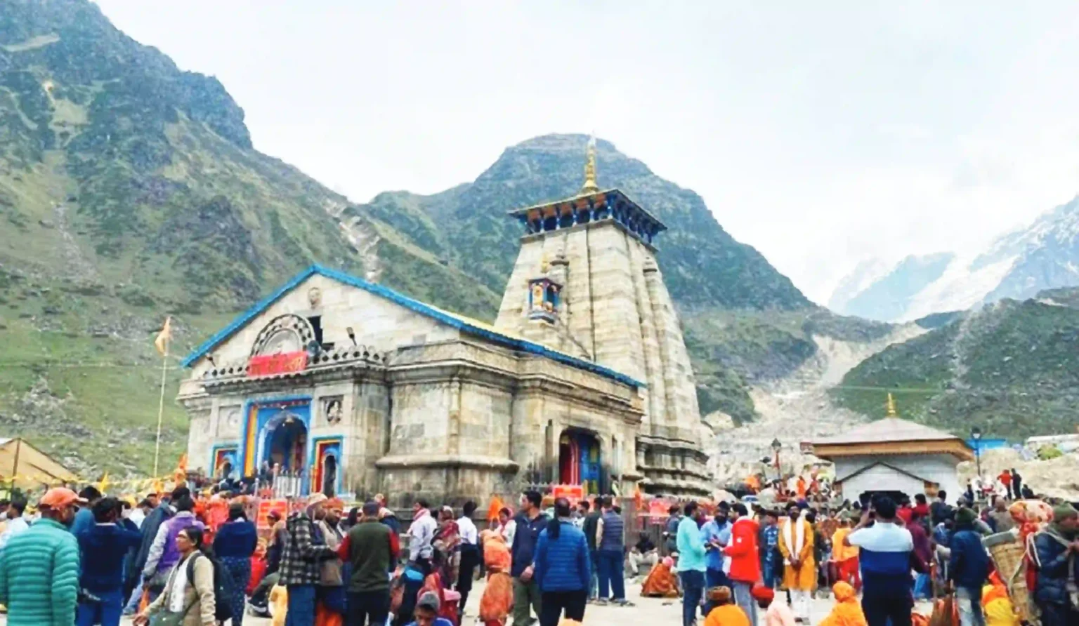 kedarnath-dham-yatra-2026-124000-pilgrims-four-days-hindi