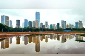 lodha-developers-data-centre-fy26-growth-low-leverage-strategy-hindi