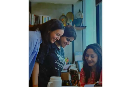 madhuri-dixit-triptii-dimri-maa-behen-film-update-dark-comedy-netflix