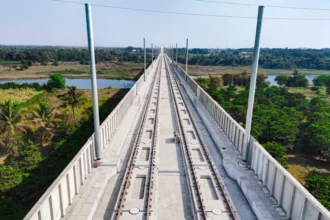 mumbai-ahmedabad-bullet-train-j-slab-track-installation-progress-nhsrcl-shinkansen-technology-india