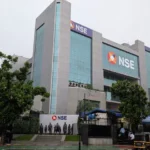 nse-investor-base-crosses-13-crore-india-stock-market-growth-hindi