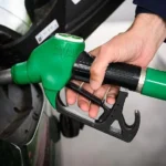 oil-prices-fall-strait-of-hormuz-open-iran-ceasefire-impact-analysis