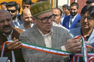 omar-abdullah-tricolour-ribbon-kashmir-event-controversy-srinagar