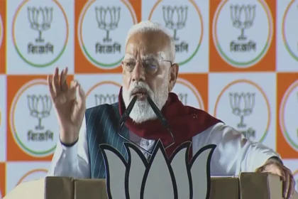 pm-modi-attack-tmc-west-bengal-election-2026-loot-phd-remark