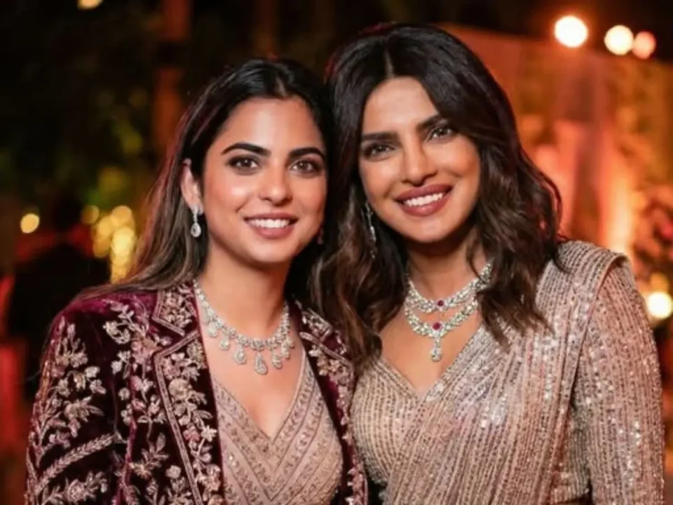 reliance-retail-anomaly-haircare-acquisition-priyanka-chopra-beauty-business-expansion-india-hindi
