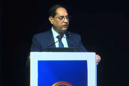 sebi-chief-tuhin-kanta-pandey-vision-led-regulation-global-volatility-tech-disruption-india-markets-hindi