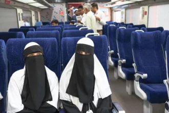srinagar-jammu-vande-bharat-extension-20-coaches-vaishno-devi-benefit-hindi