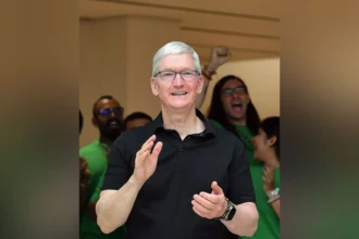 apple-ceo-tim-cook-retire-john-ternus-new-ceo