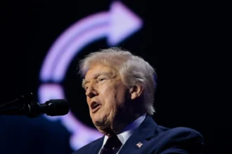 trump-nato-hormuz-crisis-global-politics-analysis-hindi